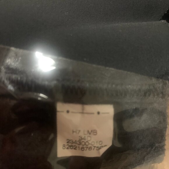 NIKE DRY FIT BLACK HIGH IMPACT BRA SIZE 34D- NICE! - Picture 4 of 7